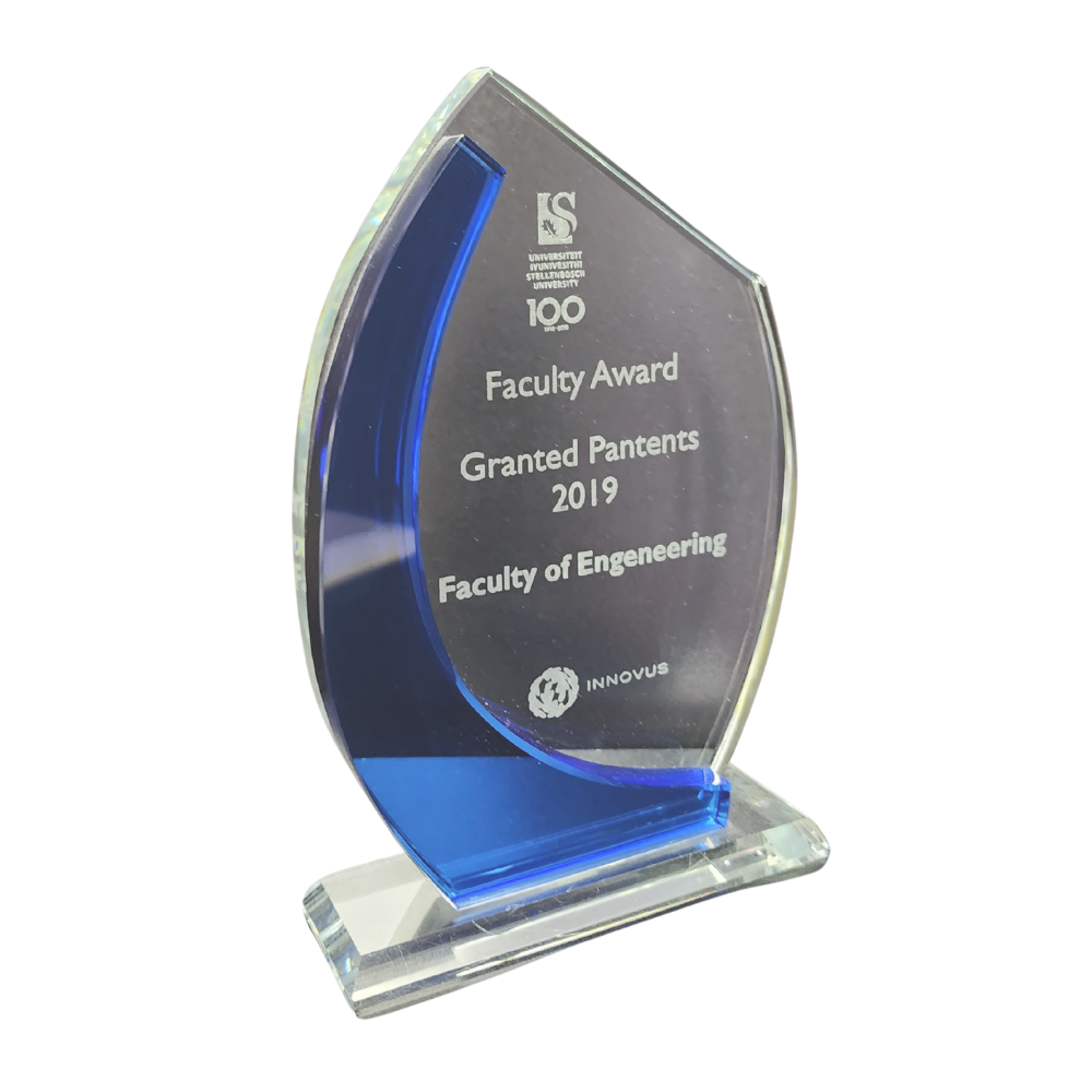 Curved Strip Glass Award - Woolf's Trophies And Engravers