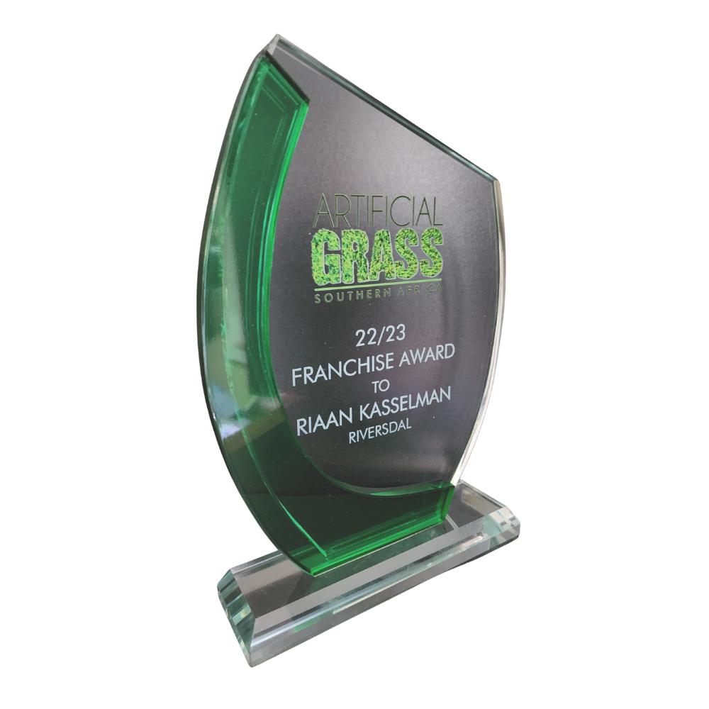 Curved Strip Glass Award - Woolf's Trophies And Engravers