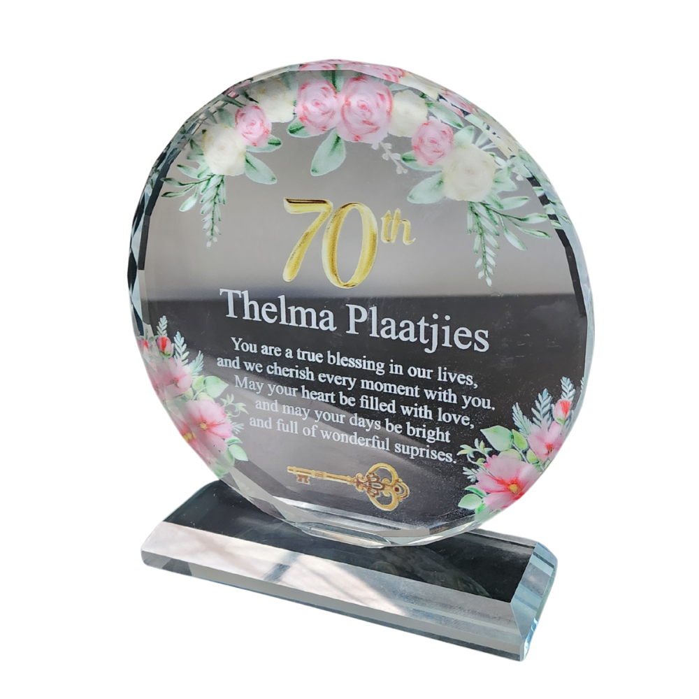 Round Glass Award - Woolf's Trophies And Engravers